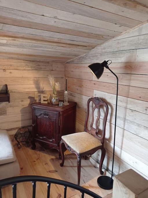 Le P'Tit Nid : Mini Loft Pour 2 A 4 Personnes Villa Tellin Luaran gambar
